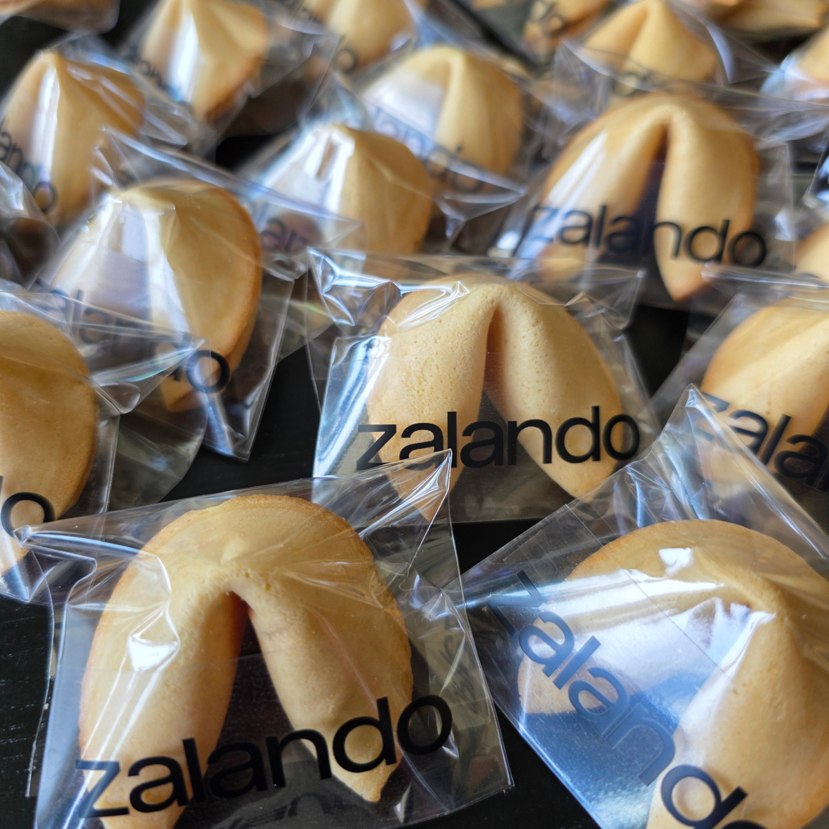 100 Personalised Fortune Cookies